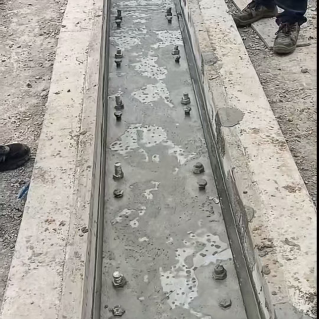 东兴环氧树脂轨道胶泥是什么？用在哪里？